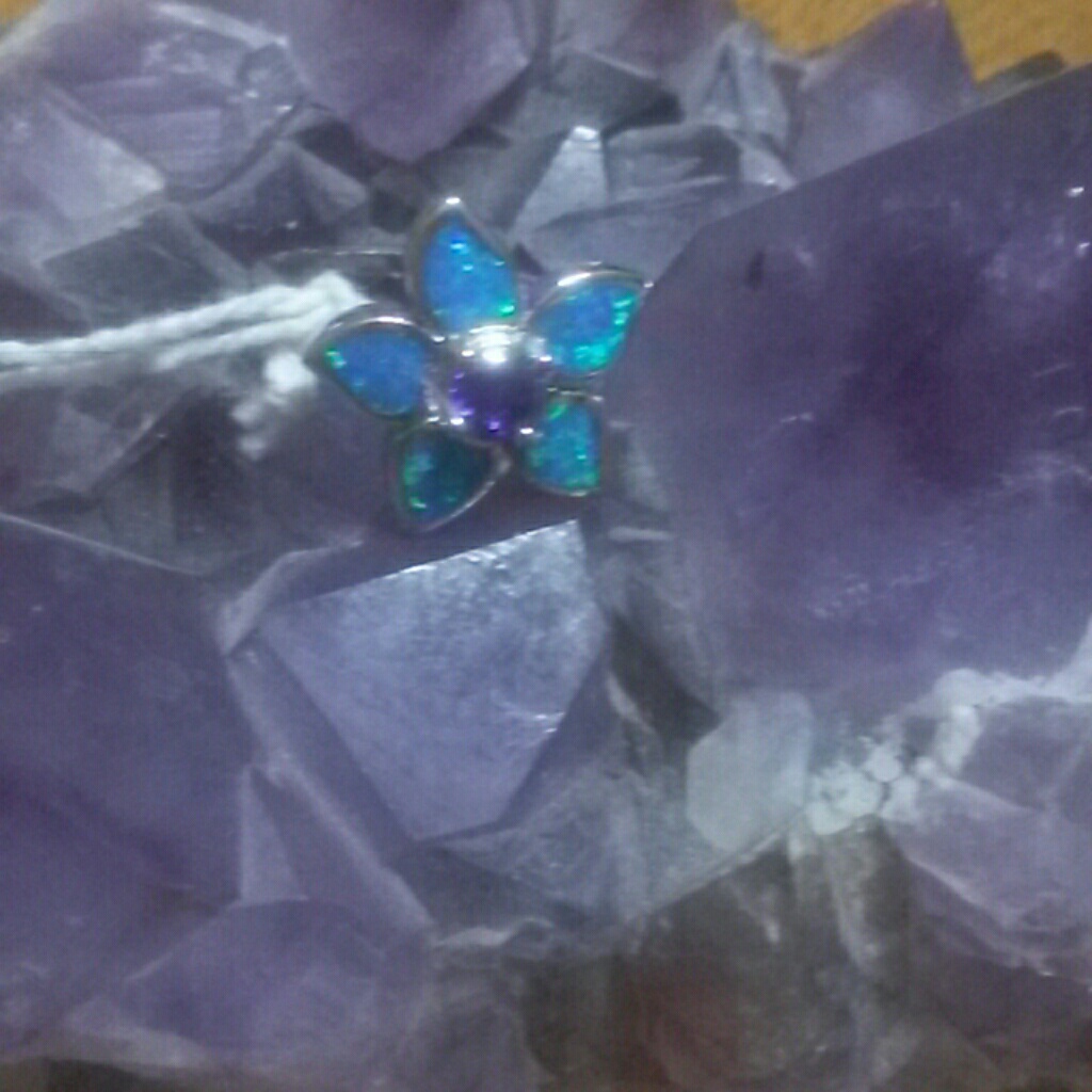 Women's Flower Semi Precious Gemstones 7.5